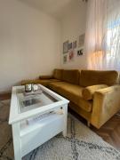 Bright Artist Residence