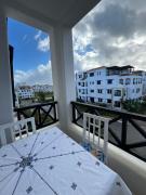 Lilacs garden apartment