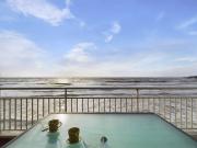 Appartement pour 8 sur la Grande Plage de St Gilles