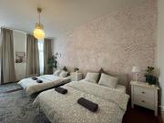 2BDR Pretty Apartment in the Local Area of Prague