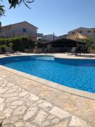 Renatas Sea Oasis Renatas Sea Oasis