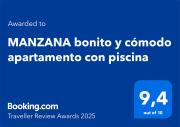 MANZANA bonito y cómodo apartamento con piscina