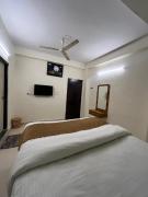 Hotel Shree om Sai lodging