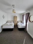 Bright elegant room park view