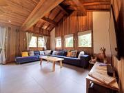 Chalet 5* au pied des pistes avec spa et sauna - FR-1-267-308