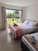 Casa Duplex a 6 mim do Beto Carrero e 3 min da Praia