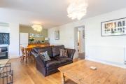 Beautiful Cotham Garden flat 2 bedroom