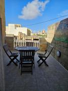 Stunning 3 bedroom Farmhouse with pool