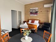 Top Caboolture