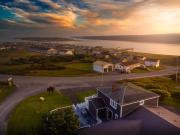 Edge of the Avalon Inn