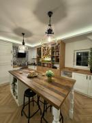 Romero Velvet Nights Romero Velvet Nights