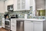 Bright & Stylish 4BR Spot - Close to Downtown Fun