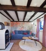 Kleines Haus im Grünen