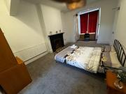 Double-Bedroom in the Heart of Salford Manchester Perfect for Short Stays GCSW1
