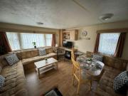 Sunnymede G20 with Hot Tub - pet friendly, Wifi, bed linen - Meadow Lakes Caravan & Lodge Hire
