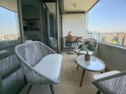 Depto Premium a pasos del Parque Arauco con aire acondicionado y piscina