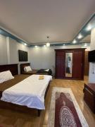 Queen isis pyramids view hotel