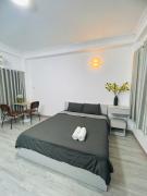 Night Owl - Thu Khoa Huan