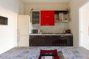 Bright APT with balcony - Milan Piazzale Loreto