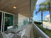 Apto pé na areia com 3 suítes - Lagoinha do Norte