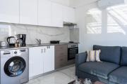 Rosemont - Stylish Studio W Balcony in Larnaca