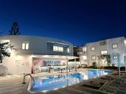 Top Kato Gouves Top Kato Gouves