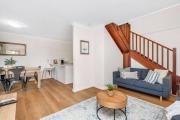 Beachy Vibes 3 bedroom townhouse 700m to beach