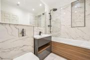 Luxury 2-Bed Apartment Steps from Oxford Street Luxury 2-Bed Apartment Steps from Oxford Street