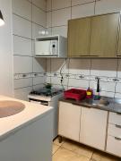 Casa com garagem próximo a praia CANASVIEIRAS