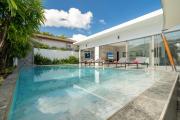 Spacious 4BR Private Pool Villa Luna