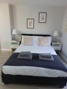 NEW 2 bedrooms with private ensuite bathrooms near Heathrow