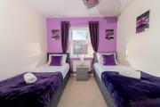 Sleeps 5 - Contractors - Family - Relocators