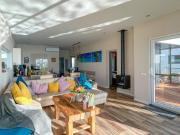 Floating Hideaway- Coco de Mer