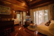 Top Doi Saket