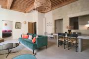 Appartement de Caractère avec Cachet Unique à Uzès