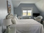 Top Woods Hole