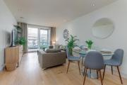 Starhost Residences - Spacious 1-bedroom Apartment with Balcony