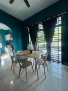 Top Muar