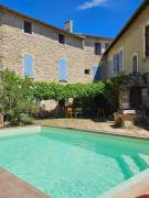 Maison provençale, piscine, calme et Lubéron