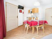 Apartment in Orelle near Ski Lift