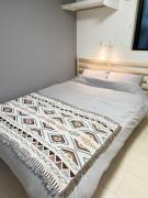 新大久保から徒歩7分の新しいアパート1