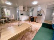 AAK cabin - standalone riverfront cabin