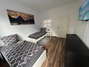 Möblierte Wohnung mit ruhiger Terrasse in bester Lage für Feriengäste und beruflich Reisende AW12A-I