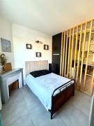 APPARTEMENT WOOD DESING PROCHE CANNES