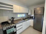 Cómodo departamento a metros del río