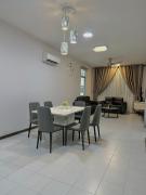 Top Kuching