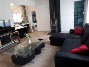 Maison au calme sur grand terrain avec piscine