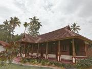 Woodlyn Homestay & Boating