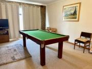 Top Kingscote