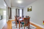 2 Mi to National Mall DC Townhome